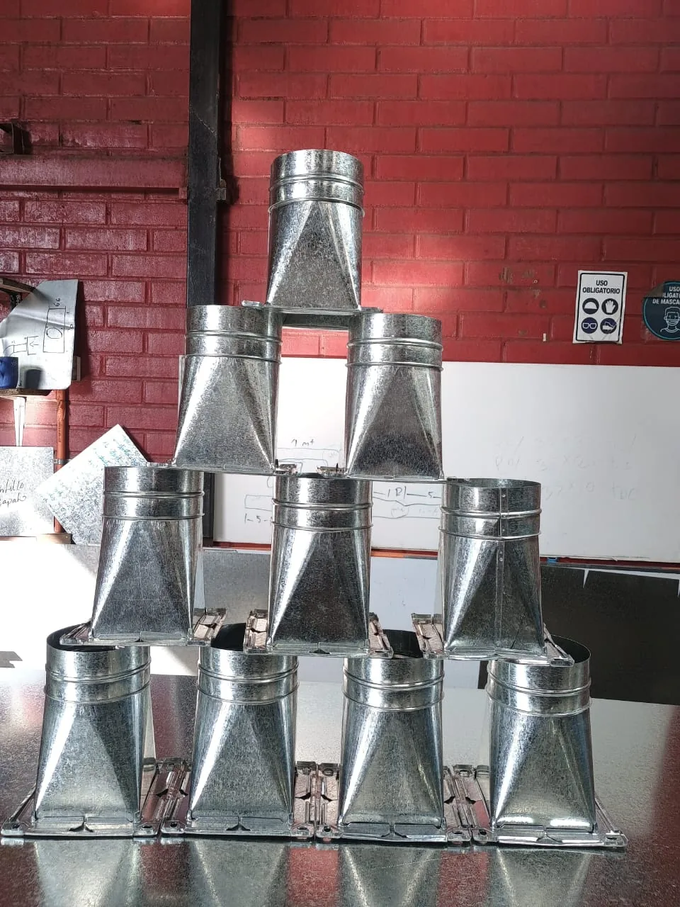 Fabricación de ductos y componentes para climatización